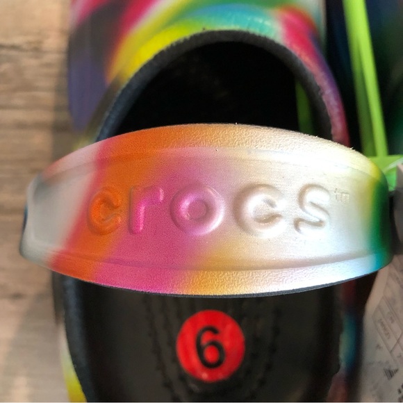 CROCS Graphic Bistro Clog Unisex W8 M6 - Picture 2 of 9